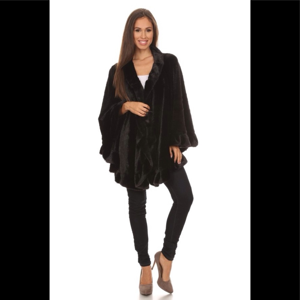 Poncho - Picture 6 of 8